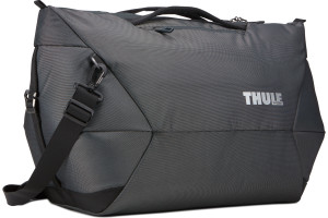 A sleek and spacious carry-on duffel with wide-mouth access to easily pack and organize your essentials.Thule Subterra Duffel_45L